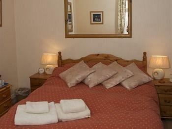 Guest house Harlequin With Parking 4*